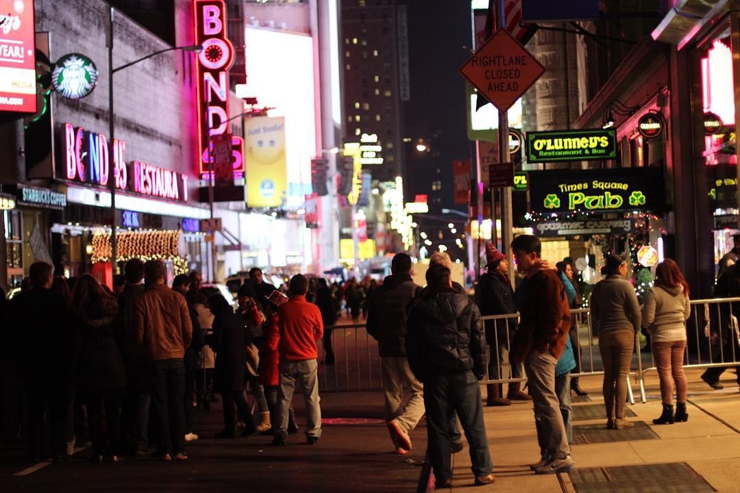 It’s quiet on our street. Thanks to @NYPDnews @TimesSquareNYC  #HyattTSQnye #NYE…