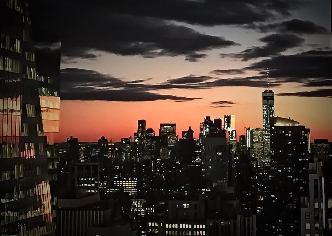 One of our favorite #Sunset #photos from #Bar54 taken by @mrverma2  #photoofthed…