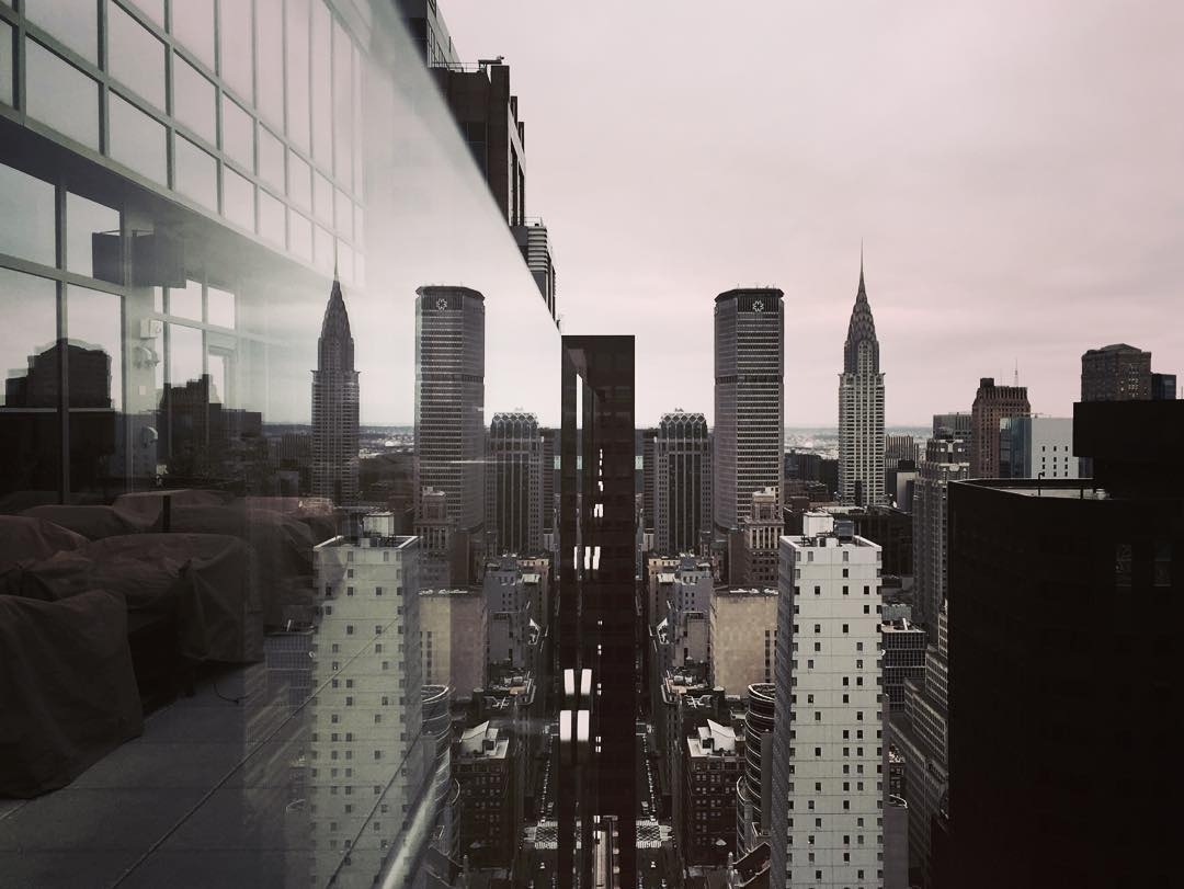 See gloomy #gothamcity from the 54th floor 
#NYC #UnlockNYC #SeeYourCity #inahy……