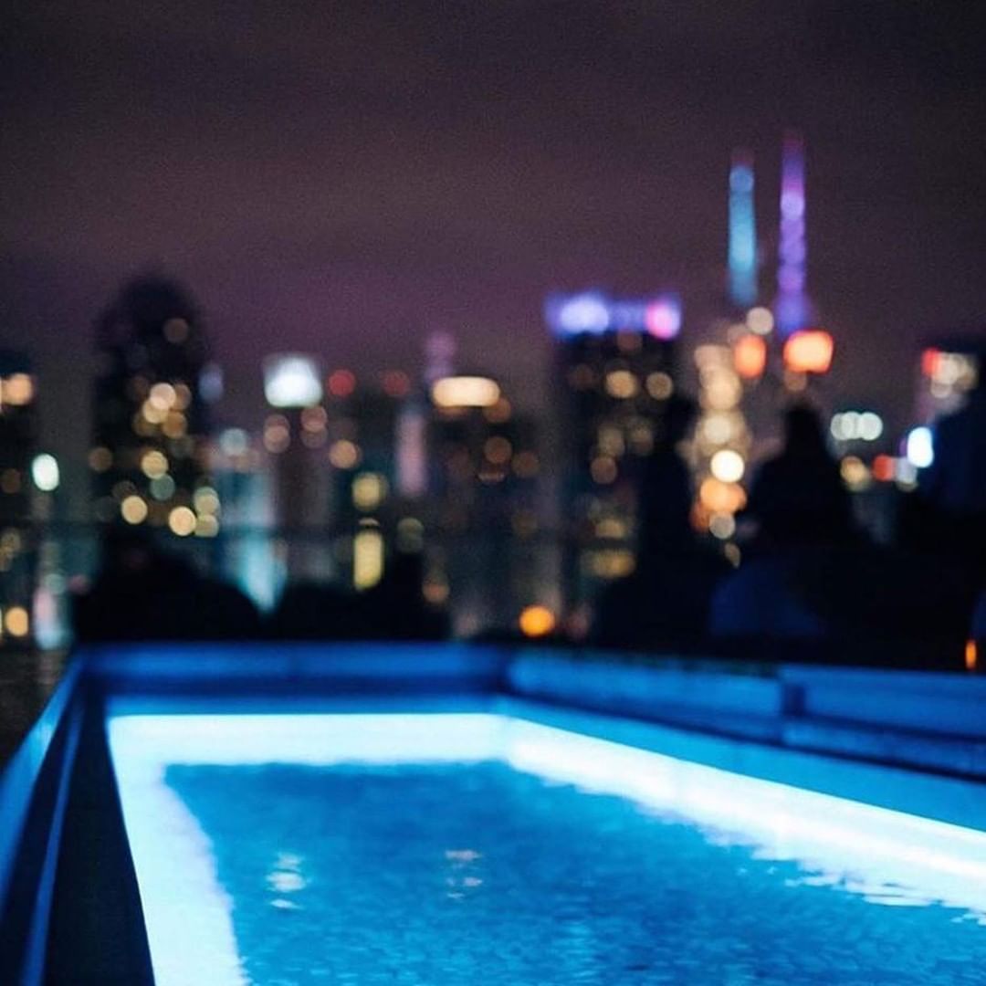 No place we’d rather be.
.
.
.
.
.
.
: @say_rez 
#sky #city #lights #citylife #s…