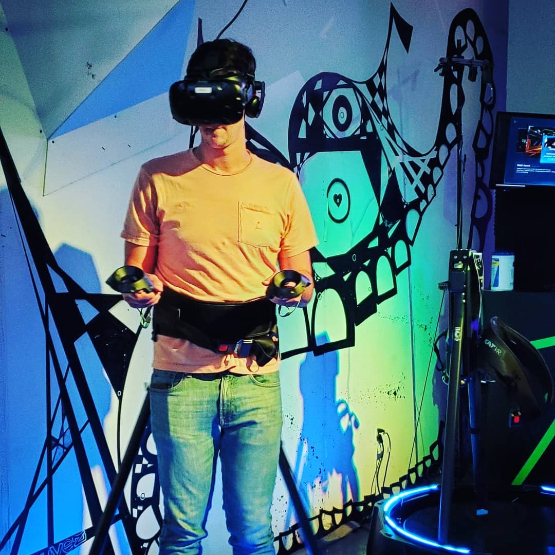 Have you experienced latest virtual reality games yet? Stop and immerse yourself…