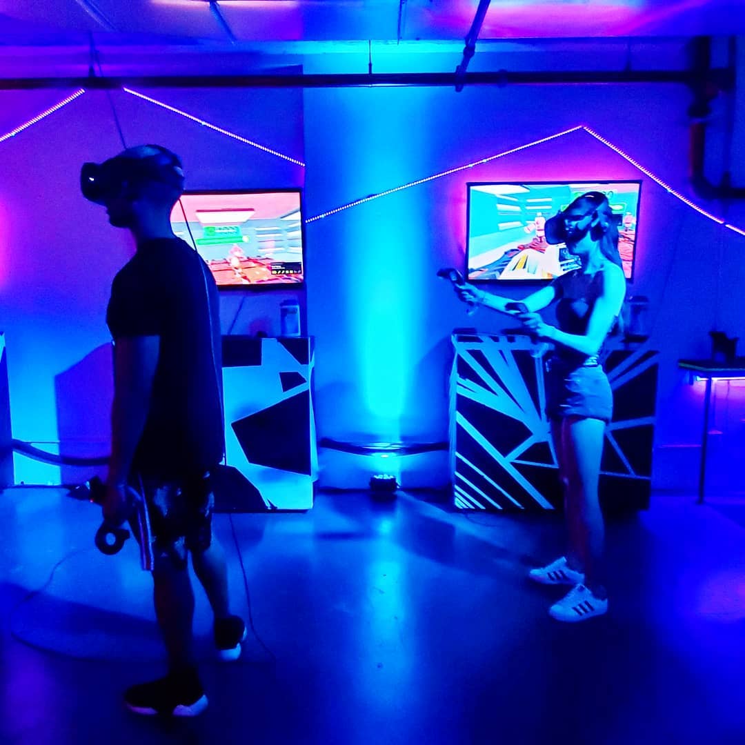 Bring your date on an immersive journey into the worlds of virtual
.
.
180 Orcha…