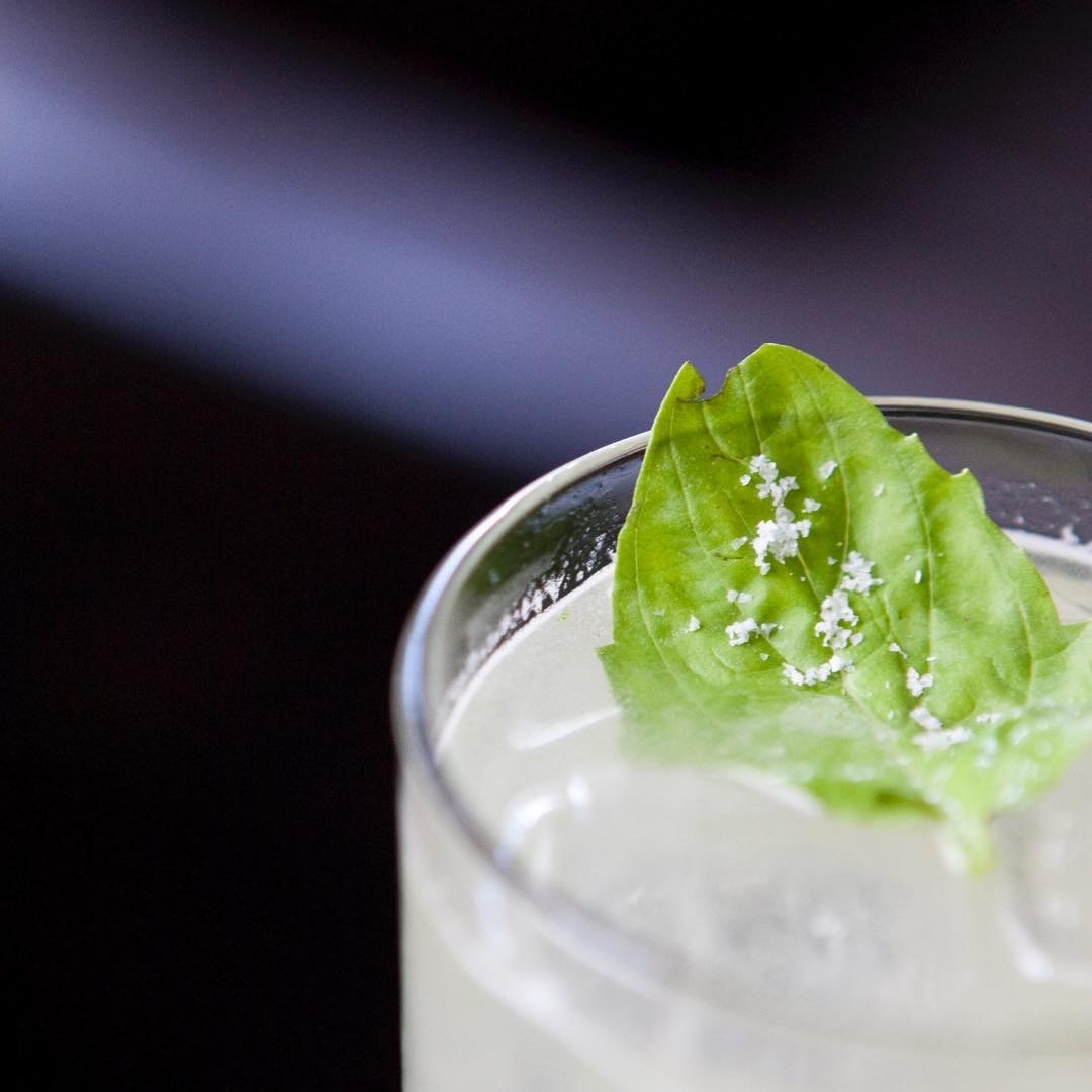 It might be #BELOW60BottomsUp, but we’re making #happyhour feel like spring with…