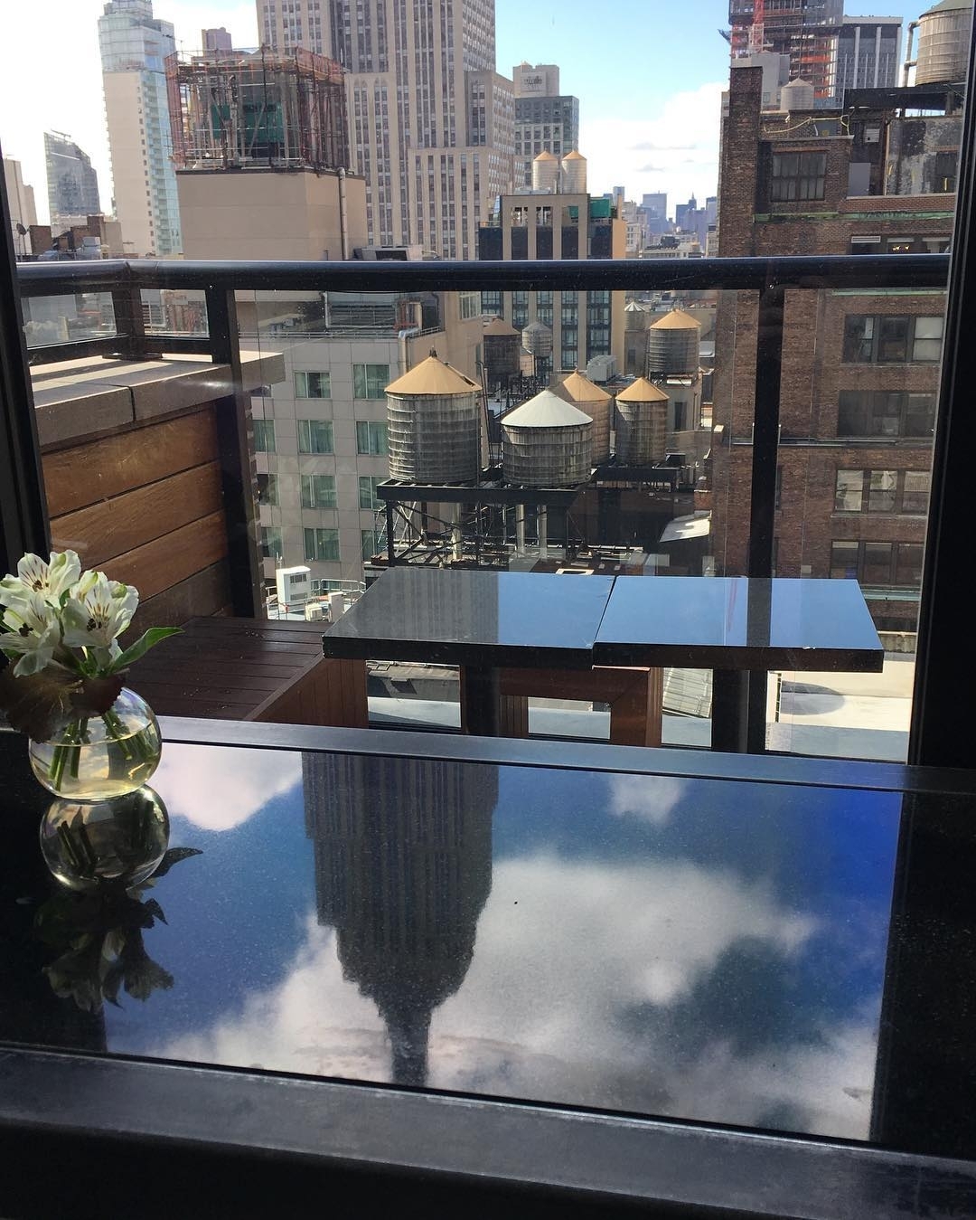 Things are looking up! A beautiful day PLUS #Below60BottomsUp. Join us for Happy…