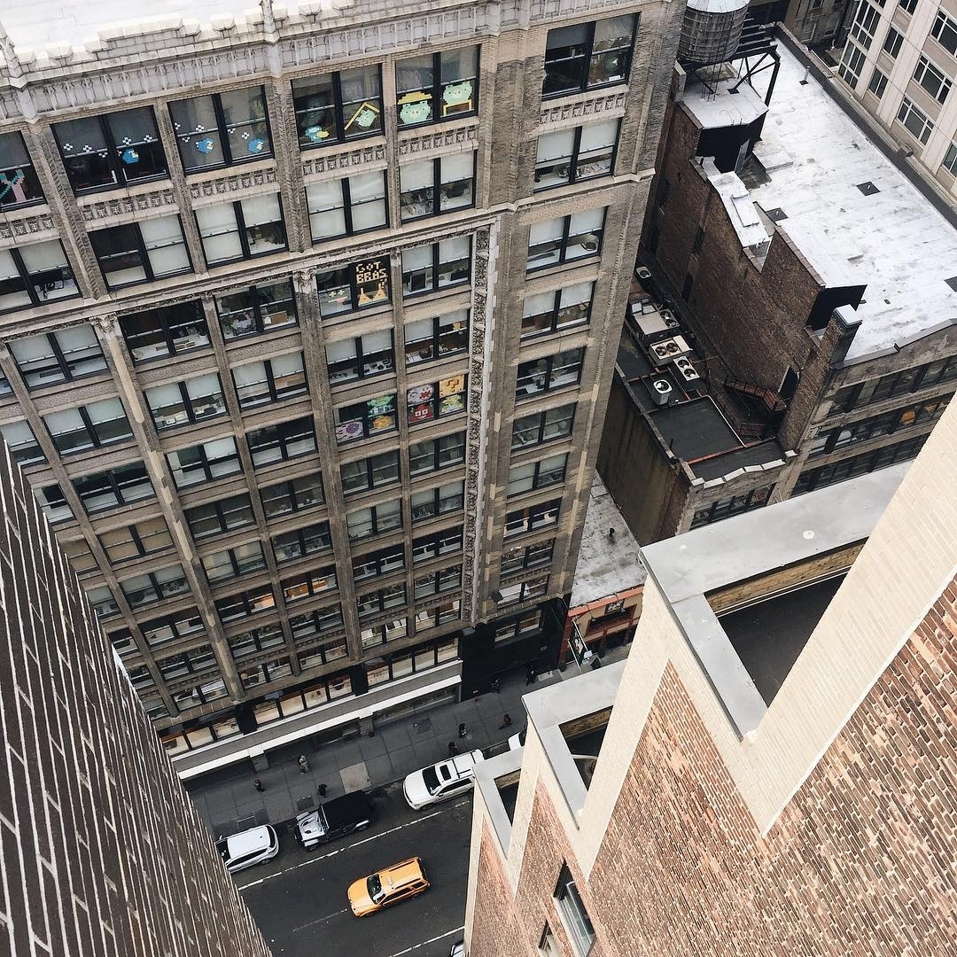 View from  here!… #rooftopbarsnyc #nyclife #nycnightlife…