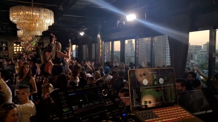 All the way up with DJ @paulinobenny  #SunsetSaturdays… #sunsetsaturdays #roofto…