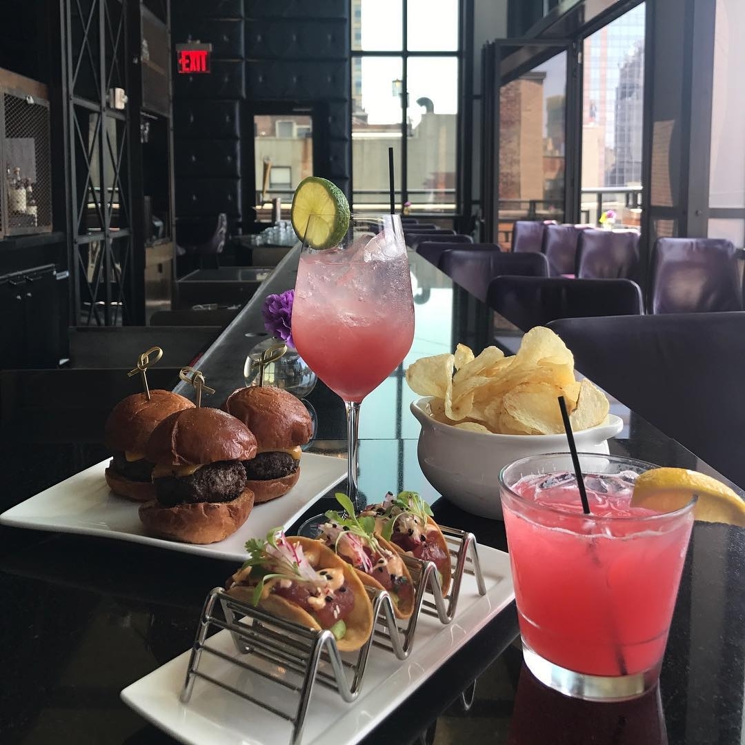 Starting the week right with snacks on snacks : @peachonomics…  #rooftopbarsnyc …