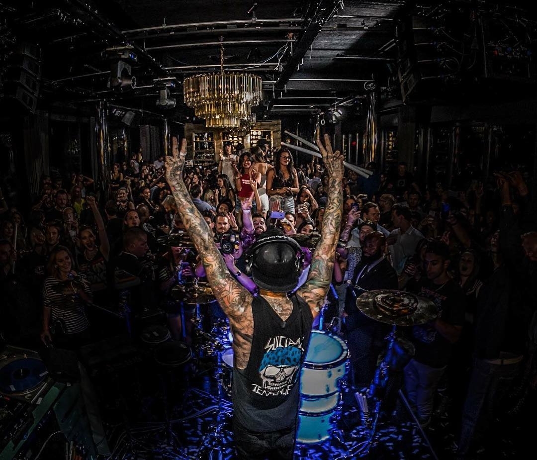 Huge thanks to @TravisBarker for throwing us our best birthday yet. Head to our …