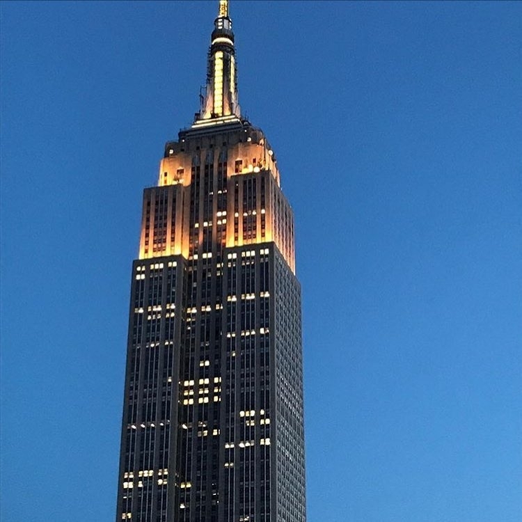 #aboutlastnight, @empirestatebldg looked stellar celebrating 10 years of the #vc…