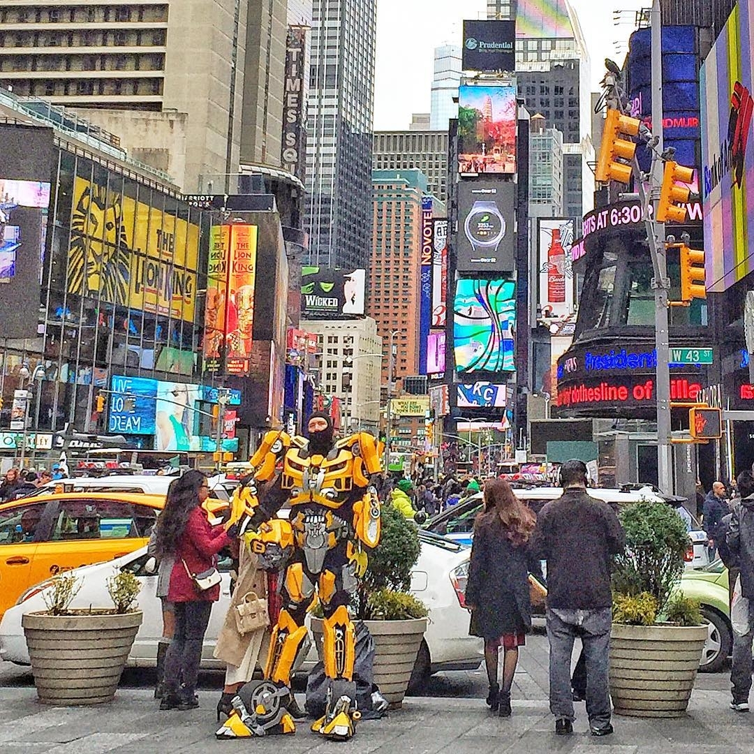 Meet your favorite #autobot in #timessquare today, it’s #fun in #NewYorkCity  #K…