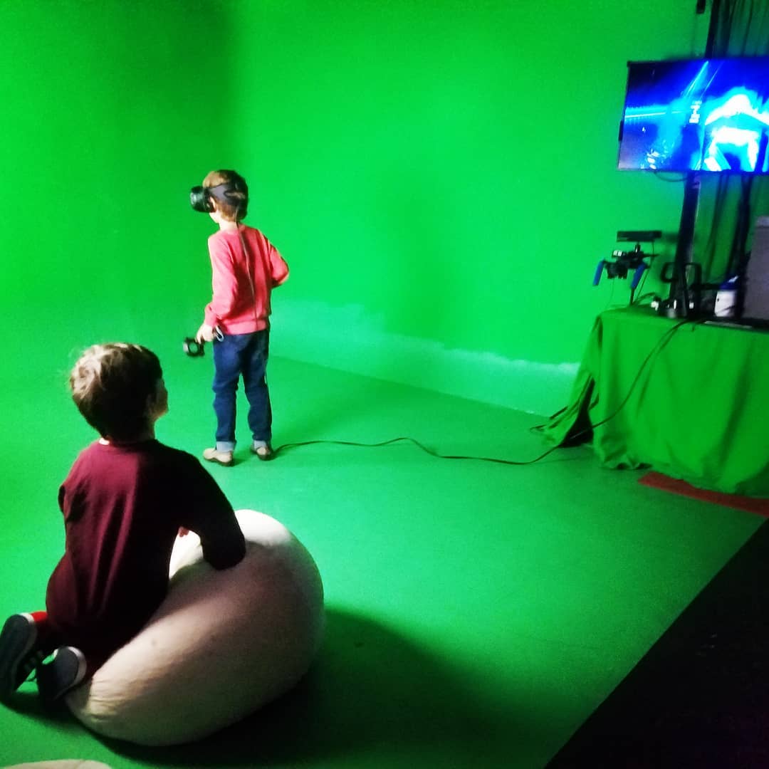 Kids love to play VR on the greenscreen!
Book our space for your next bday event…