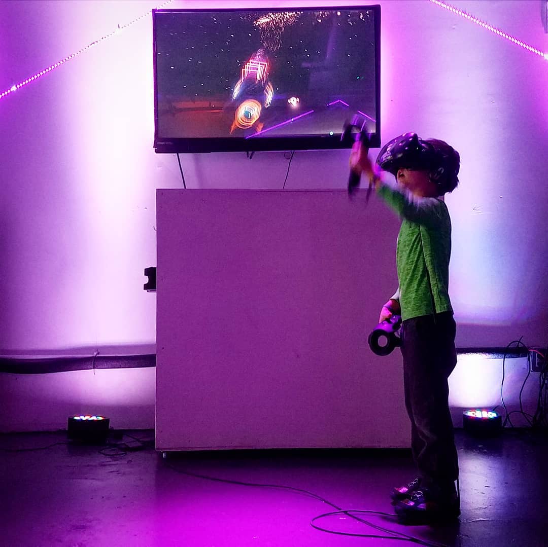 Feel like a kid again, play in virtual reality! All day pass $30 
#enterVR
.
180…