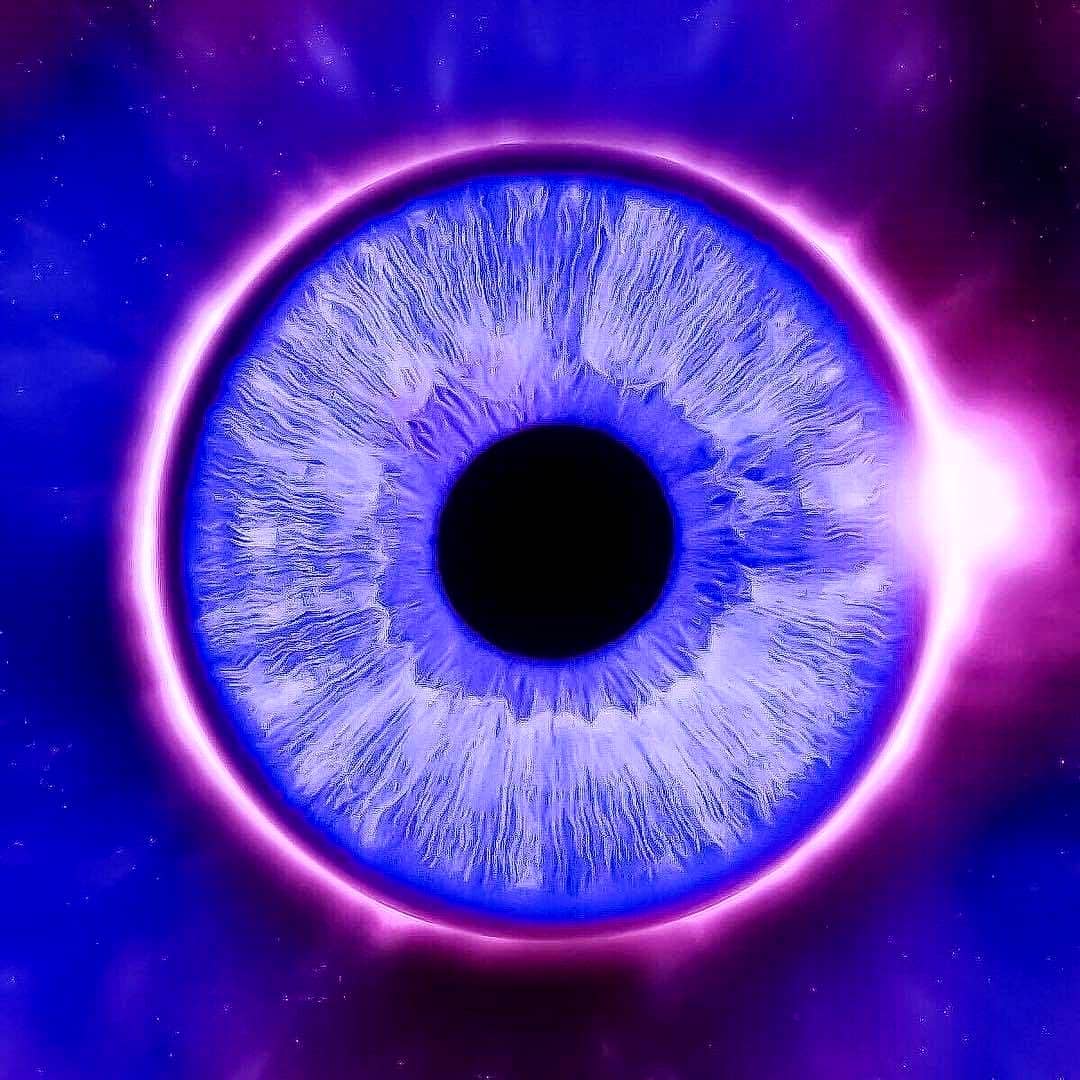 The universe is open for you, keep your eyes wide open.
.
.
.
#universe #nebula …