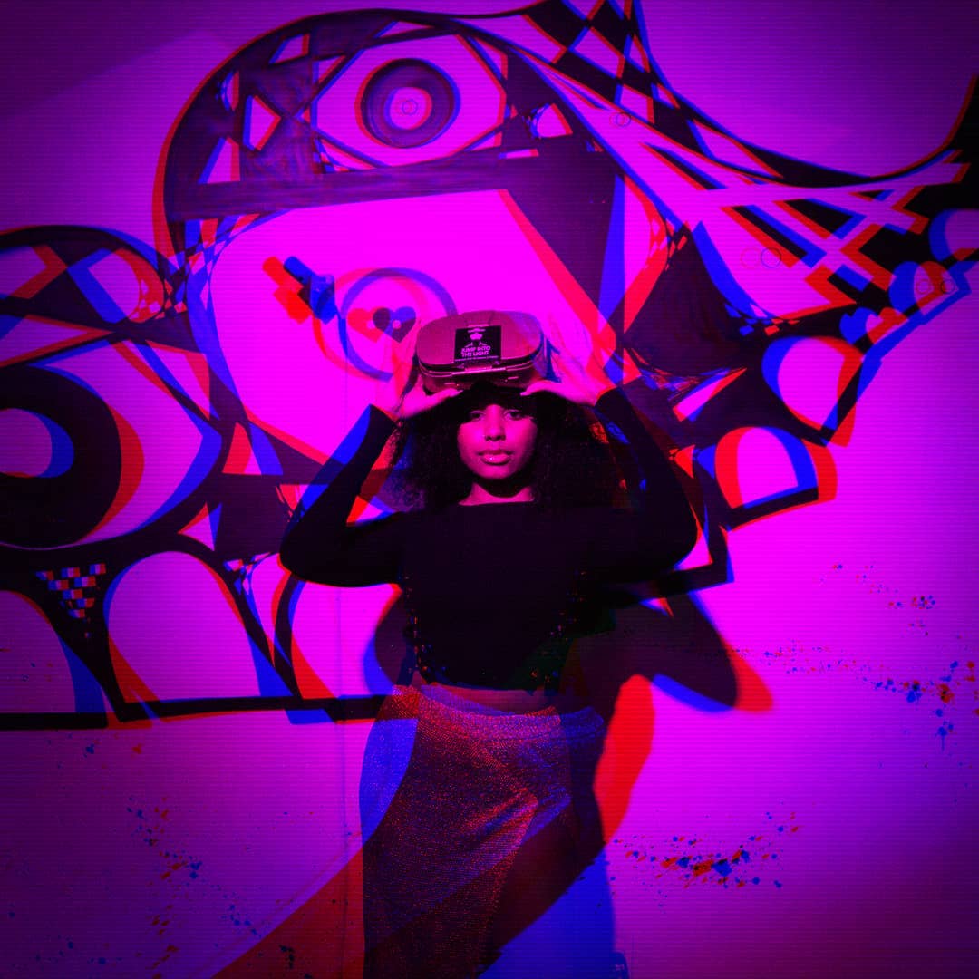 Explore the unknown, go beyond and put the googles on.
#enterVR
PLAY × EXPERIENC…