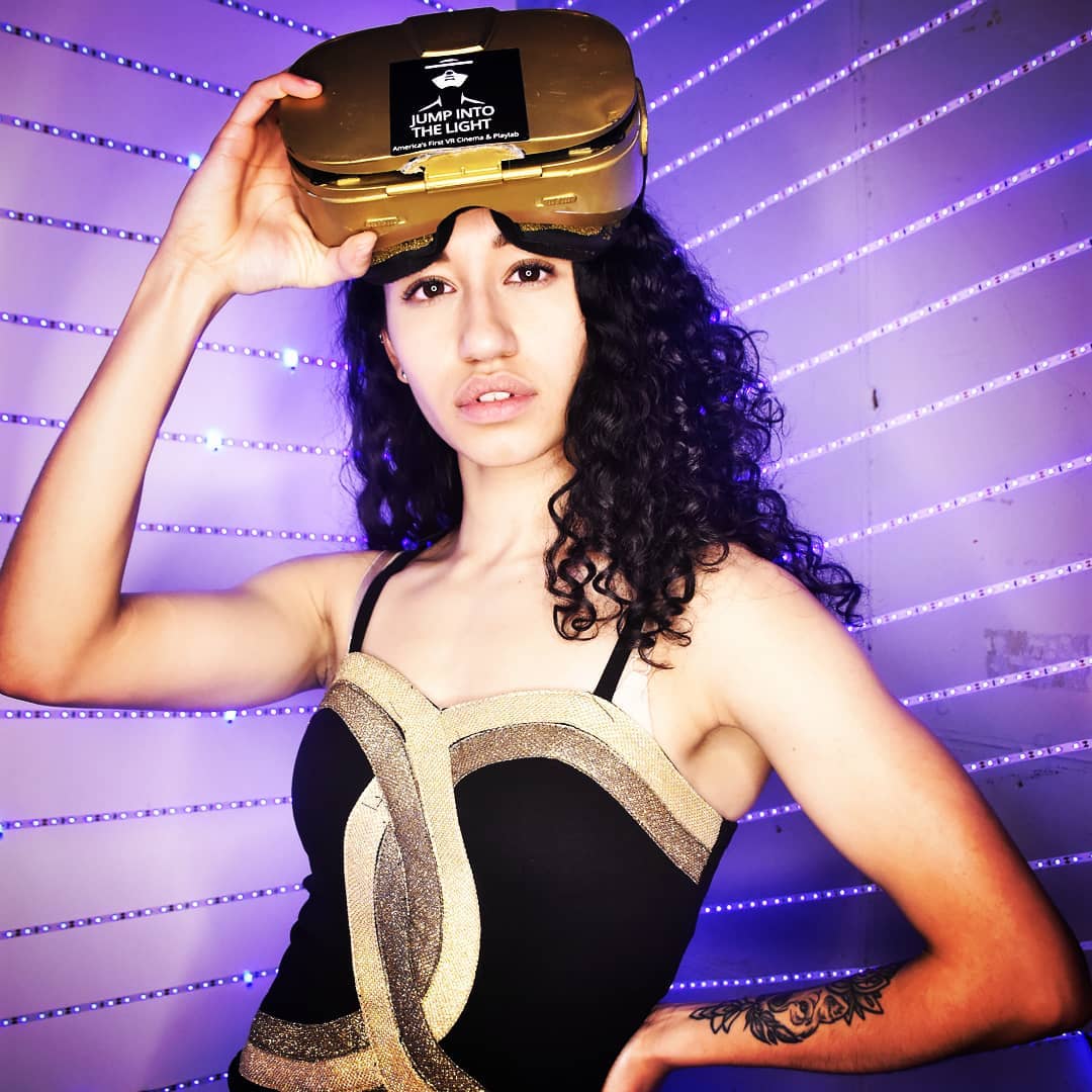 Check out our selfie photobooth and get awesome pics with the golden goggles!
.
…
