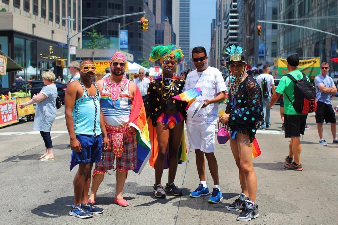 Happy #gaypride day! #LoveIsLove #humanrightscampaign #SameLove #HyPride #NYC #E…