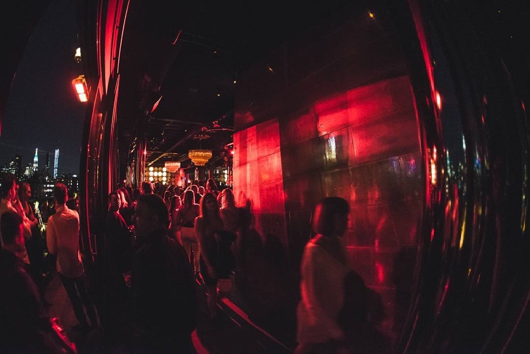 Inside Out…. #rooftopbarsnyc #nyclife #nycnightlife…