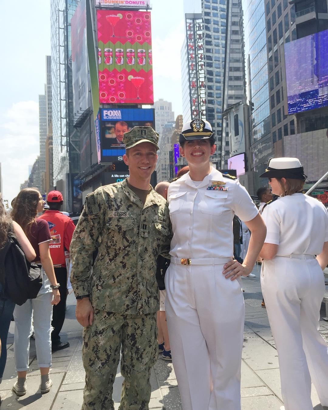 Honoring our friends from @usnavy in @timessquarenyc for @fleetweeknyc #fleetwee…