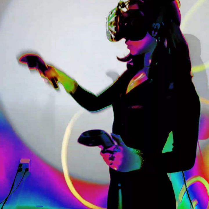 Create your own wolds in #VR with @tiltvrush this weekend!!
.
Tag your creative …