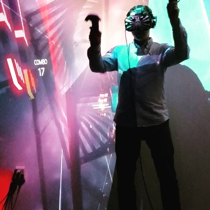 When you are on the mission to get a high score in @beatsaber .
.
#music #game #…