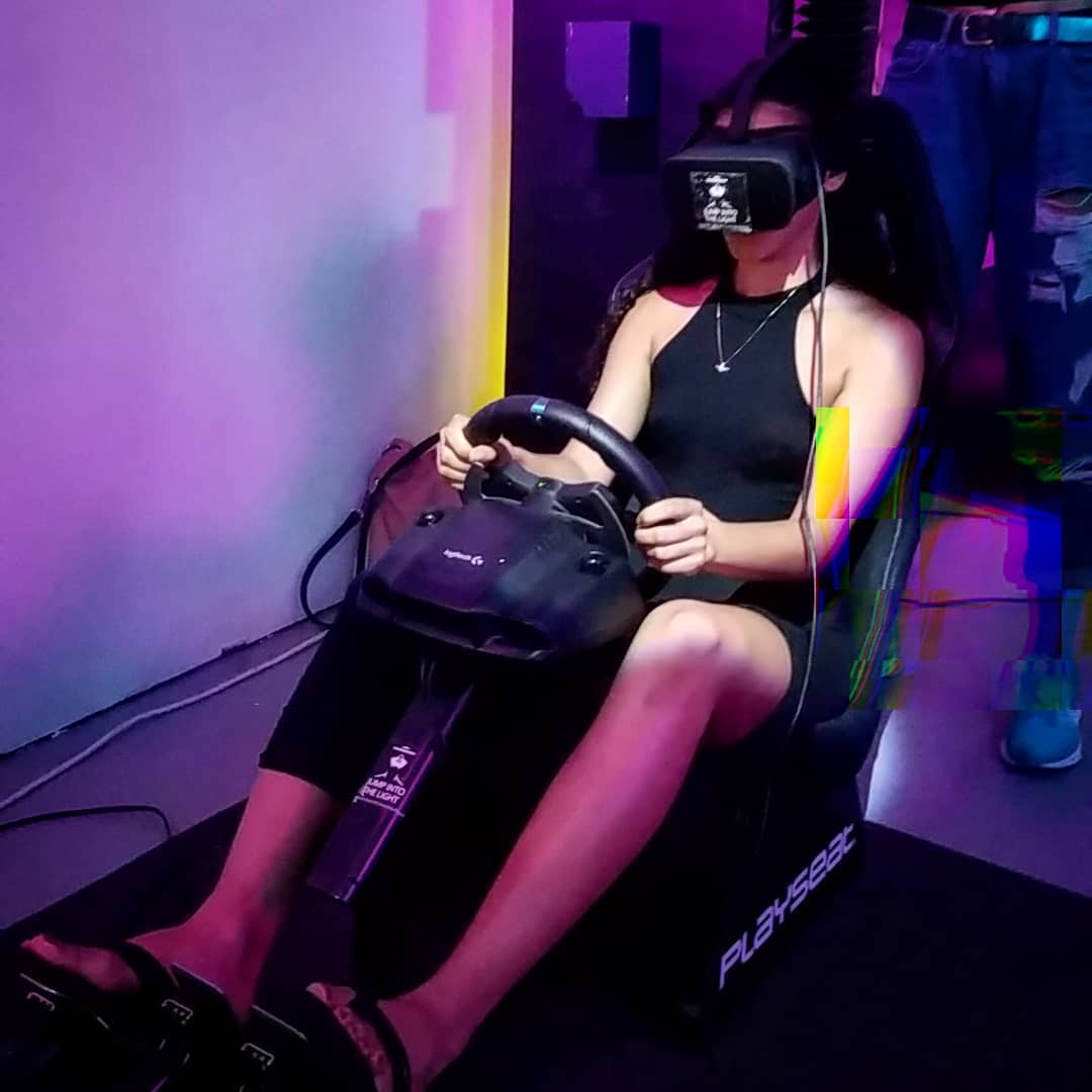 Feel the speed and check out our VR racing simulator.
.
.
#vr #racing #virtualre…