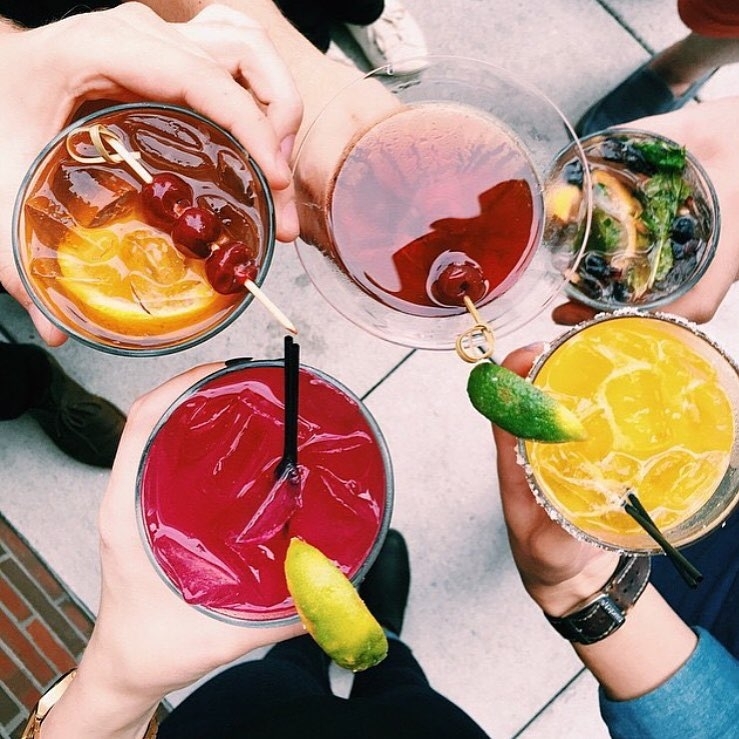 Keep your weekdays colorful. : @kelsa_ via @archerhotels…  #rooftopbarsnyc #nycl…