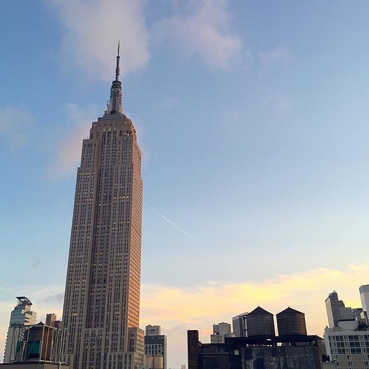 Making it easy to love New York, one sunset at a time.
: @jeremyadavis #regram… …