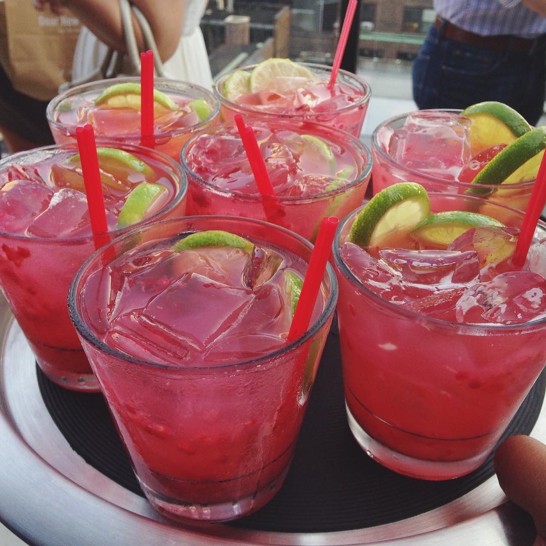 It’s Monday. We’ll be needing several of those…. #rooftopbarsnyc #nyclife #nycni…