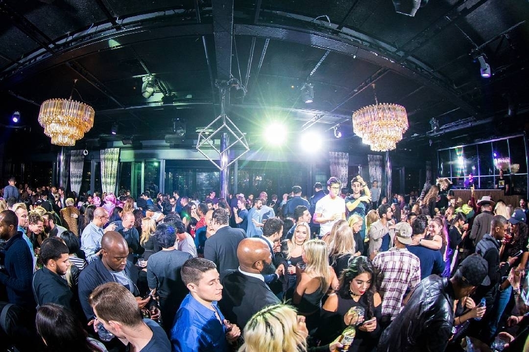 Because all great nights begin here… #SunsetSaturdays… #sunsetsaturdays #rooftop…