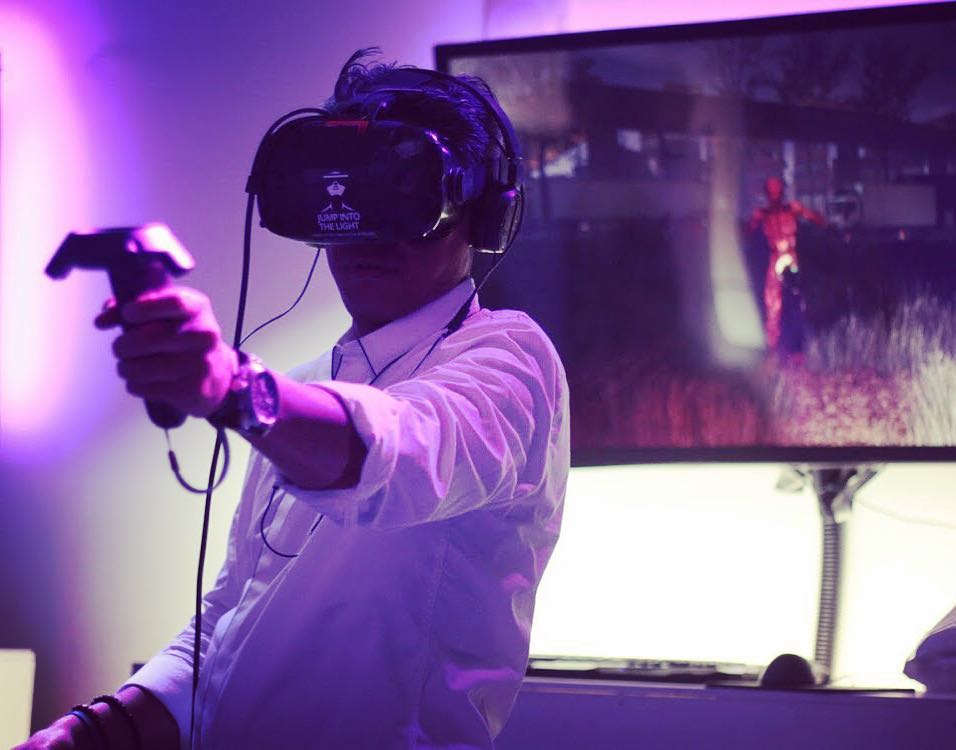 Help us destroy all these zombies today!! 180 Orchard St
.
.
.
.
.
#vrcinema #vr…