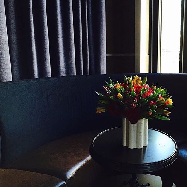 Some flowers to brighten your day!
: @essencetogarden #regram … #regram #rooftop…