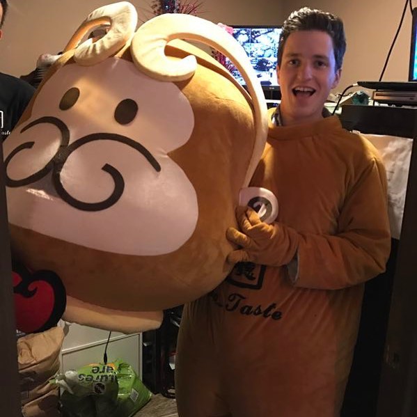 Our lovely customer dressed up as our 99 monkey himself on his birthday ! xxoo. …