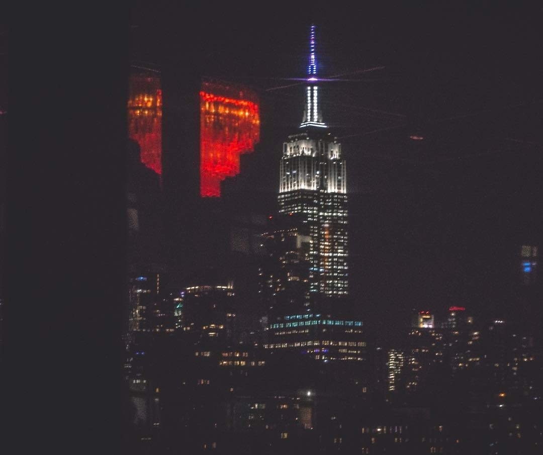 Not a bad view, eh?… #rooftopbarsnyc #nyclife #nycnightlife…