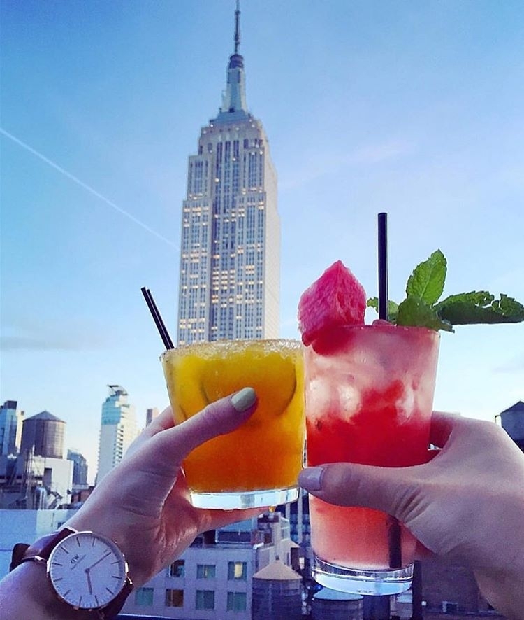 Cheers to a great Memorial Day weekend.
: @tastesbetterhere…  #rooftopbarsnyc #n…