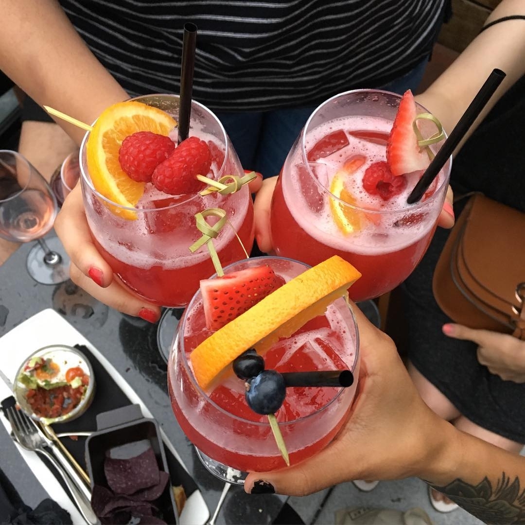 Good ideas are contagious…. #rooftopbarsnyc #nyclife #nycnightlife…