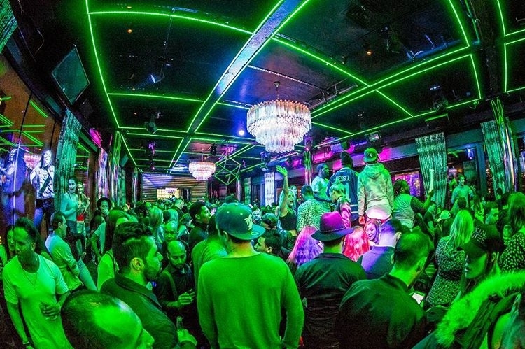 Ignite your night …  #rooftopbarsnyc #nyclife #nycnightlife…