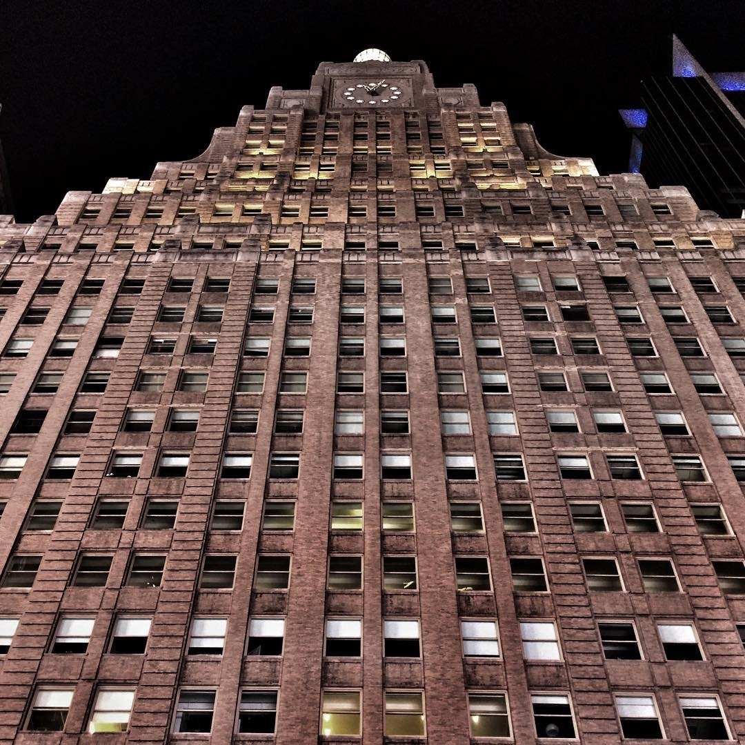 #didyouknow that the #ParamountBuilding was @paramountpictures headquarters that…