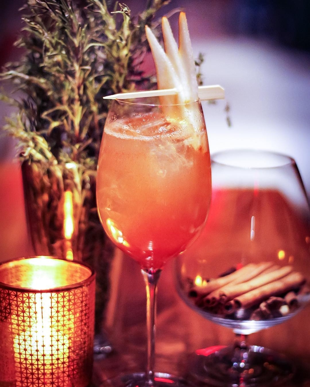 Our #bartender Melissa called this #sweaterweather and its so delicious @mixtres…