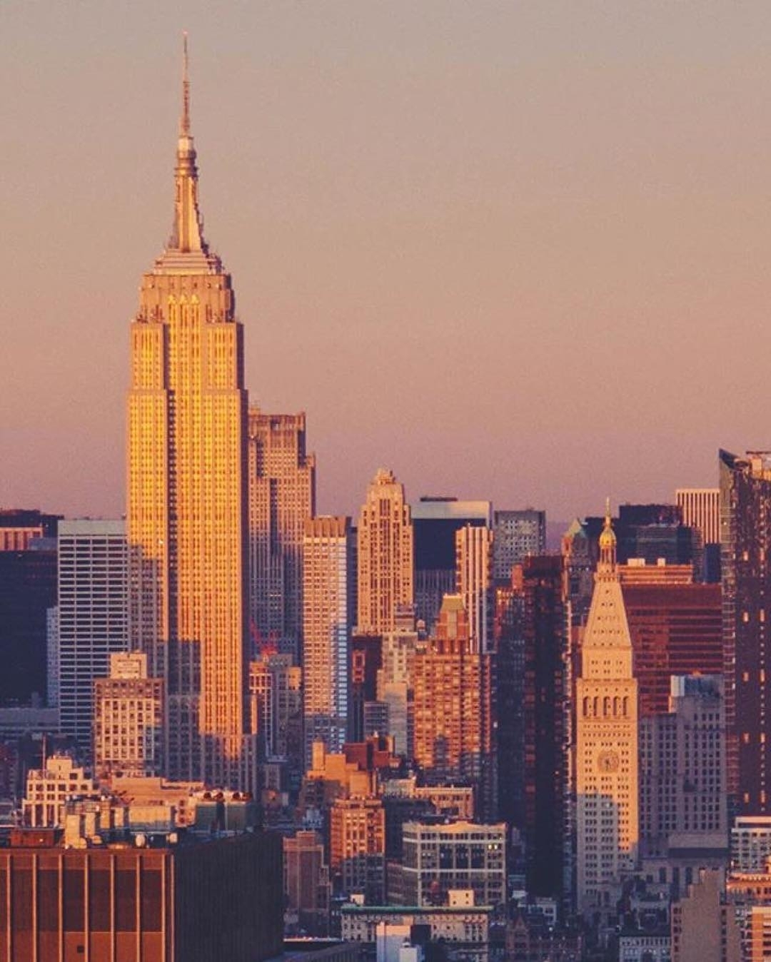 ‘Tis the season to #explore #nyc  simply click on our profile link and choose th…