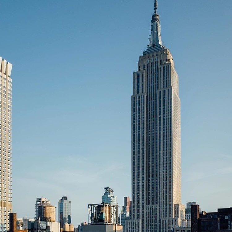 Looking very good today @empirestatebldg!… #rooftopbarsnyc #nyclife #nycnightlif…
