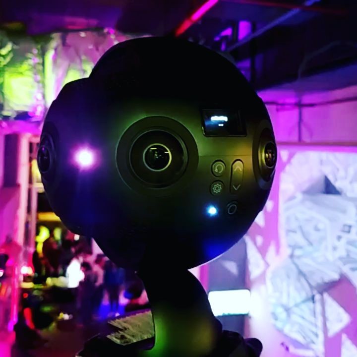 Shooting 360VR with this wierd looking gizmo @insta360 #360rig
Look out for the …