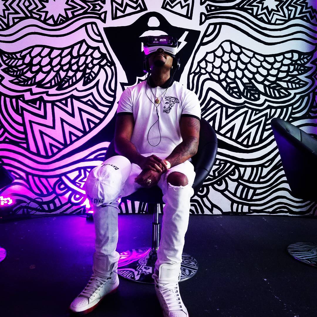Rapper and artist @grafh flying around the World in one of our VR experiences! @…
