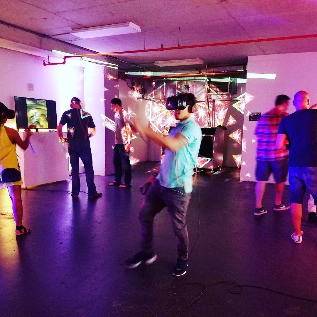 Tons of awesome virual reality games and experiences await you and your friends …