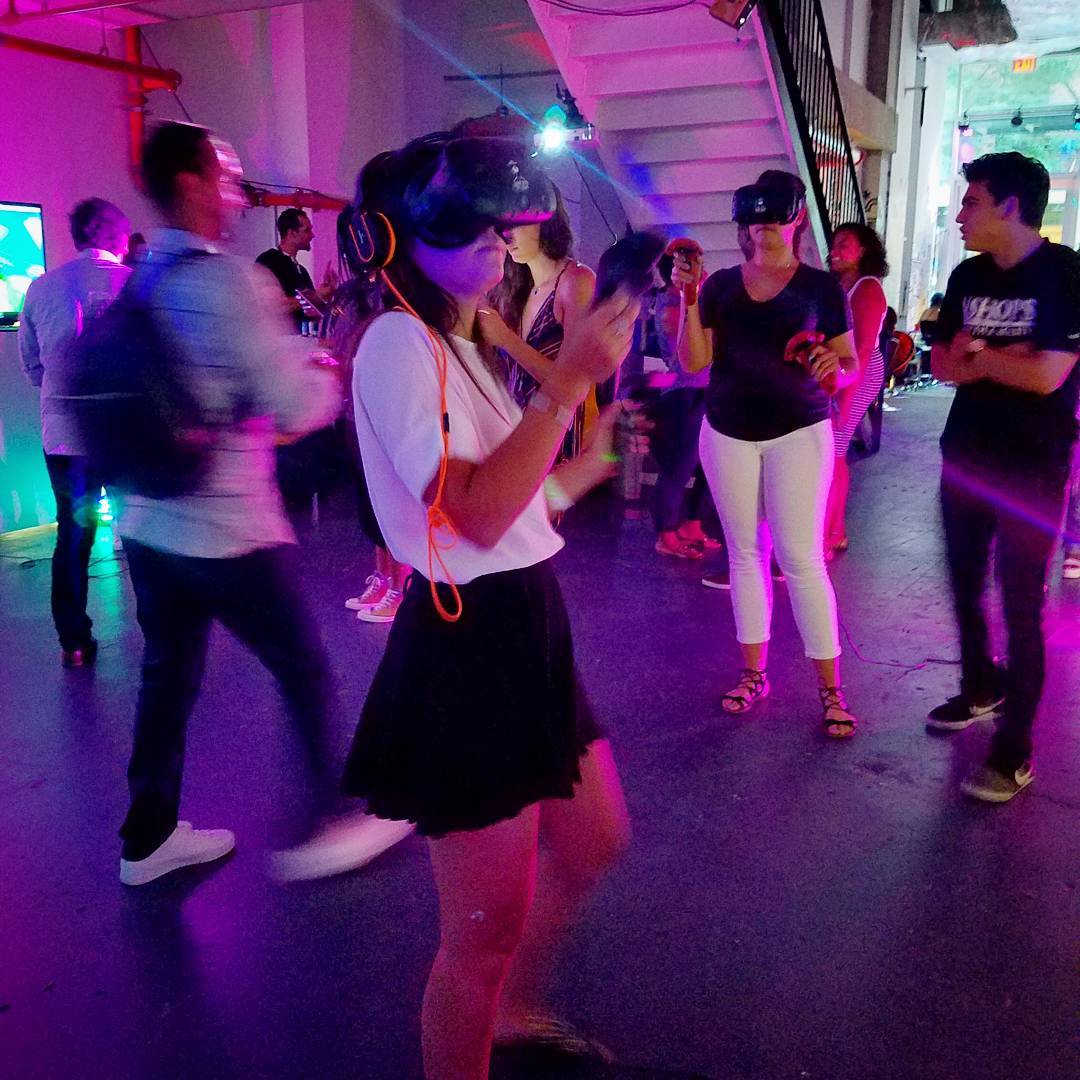 Looking for something fun to do today? How about going on a vr journey and shoot…