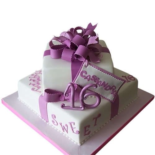 Check out our website. Come inside, Its fun inside!  #newyork #nyccakes #birthda…