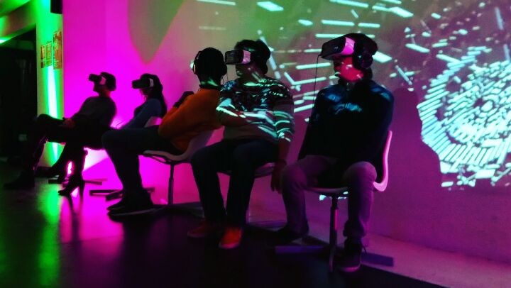 Experience the next level of fun!! 
#jumpintothelight #jumpintovr #vr #virtualre…