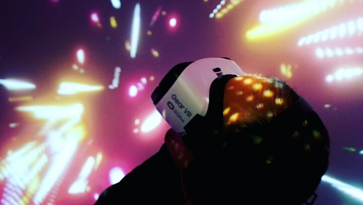 Mindblowing virtual reality experiences!  Come and play!! @jumpintothelightnow

…
