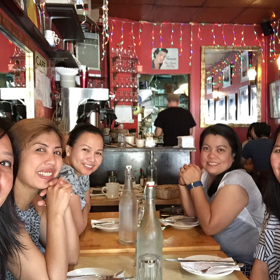 Breakfast at Nook’s #birthdaynyc…