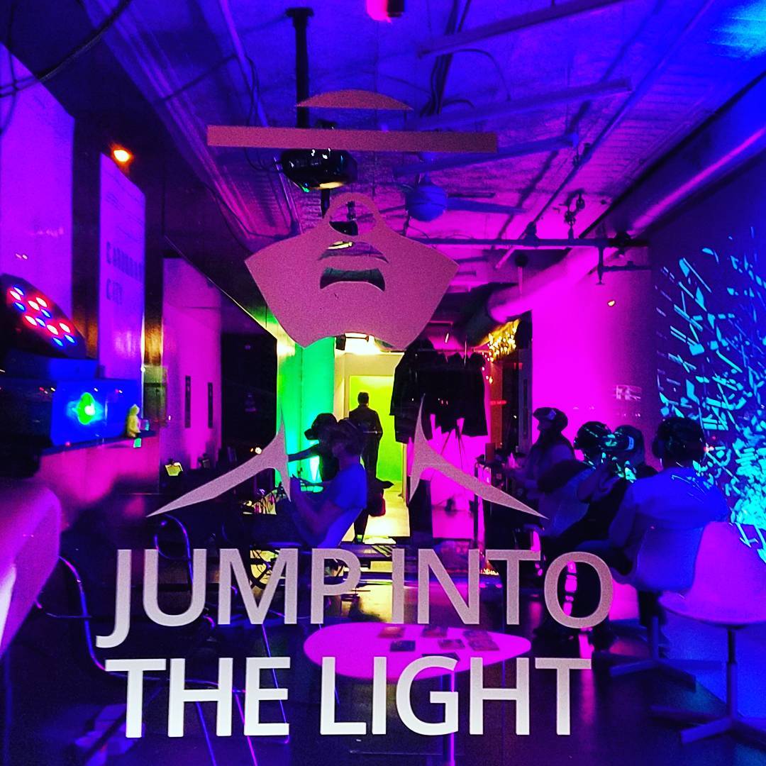 Here and now! Experiencing the next level of reality!
Stop by @jumpintothhelight…