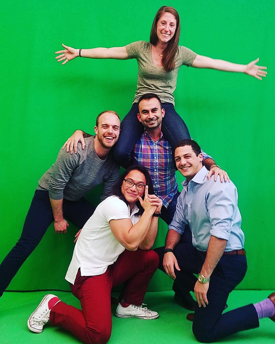 Jump Into The Light with your squad!! ☆☆☆new and exciting virtual reality experi…